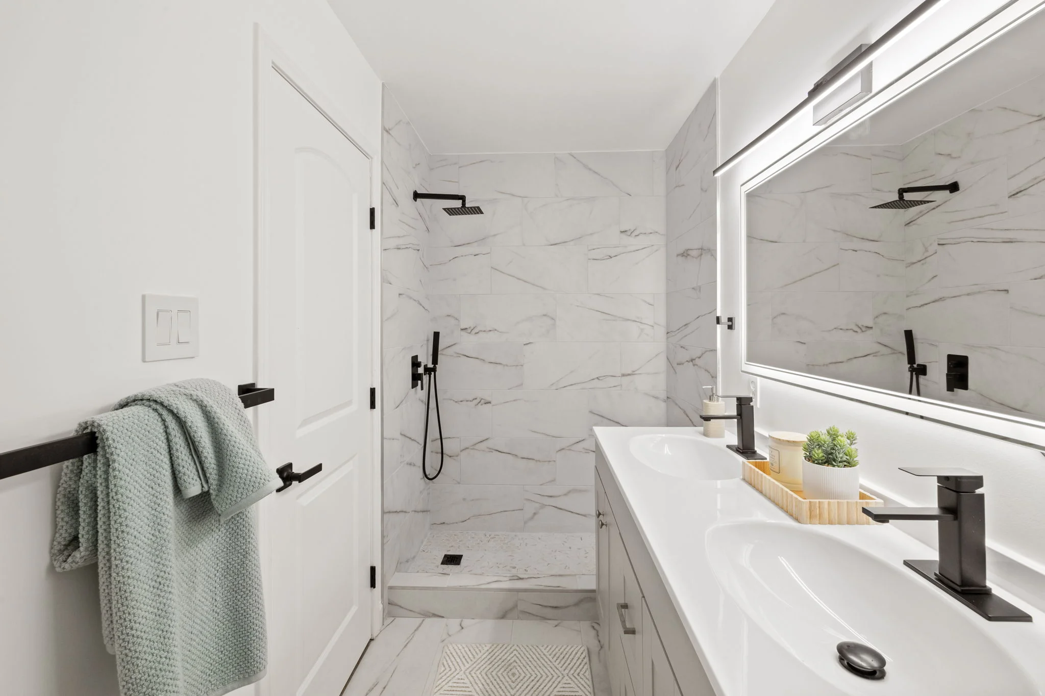 33-web-or-mls-902-virginia-dr